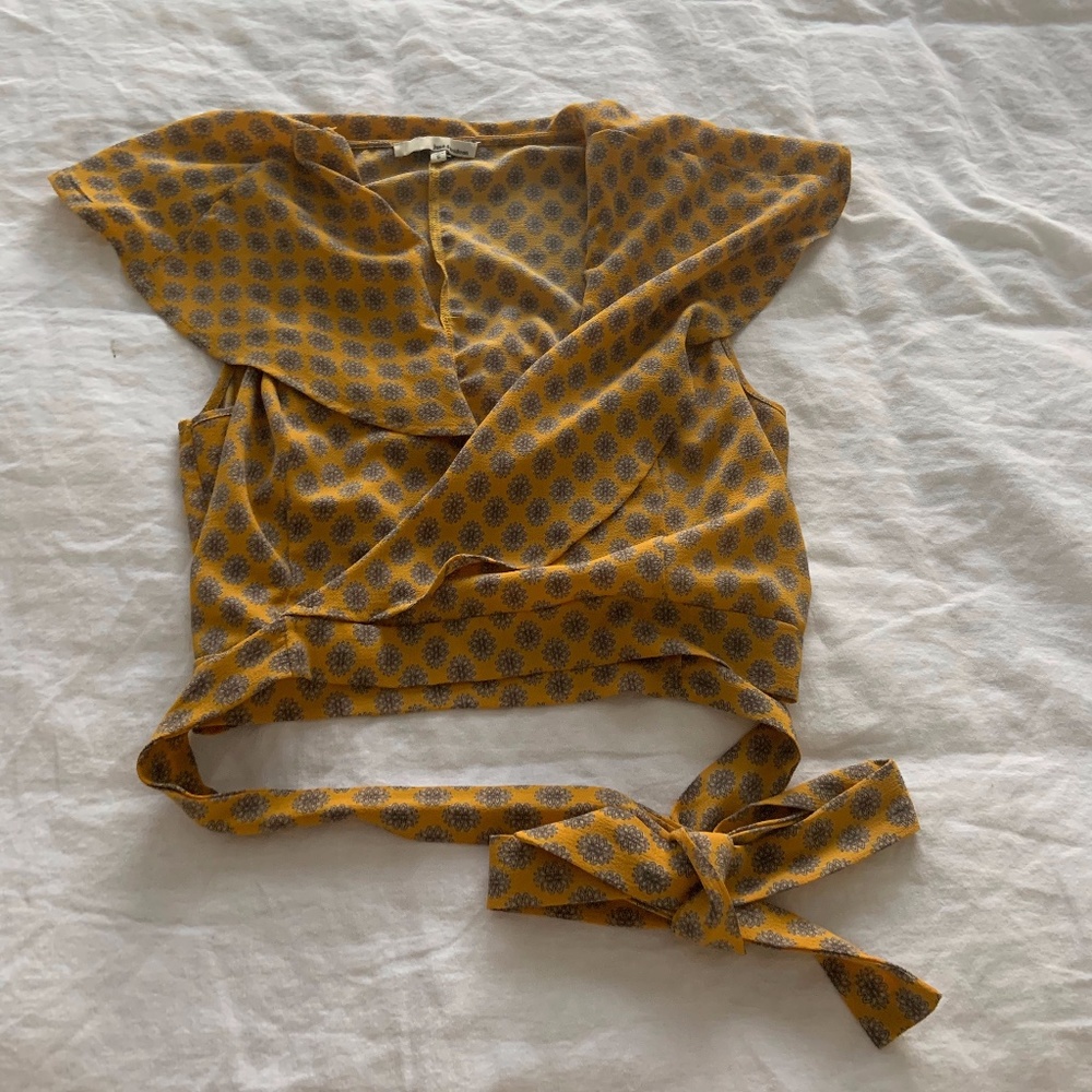 Nordstrom Yellow Printed Wrap Top Size Small